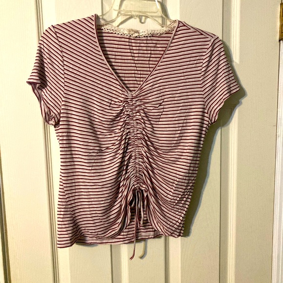 Rewind Tops - Rewind striped tee size medium maroon and white cinched drawstring front